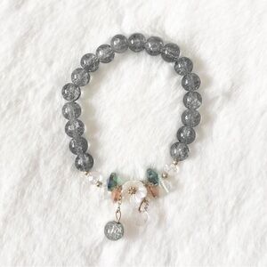 5/$15 🩷 MUST BUNDLE Handcrafted Gray Bead Bracelet with Floral Charm